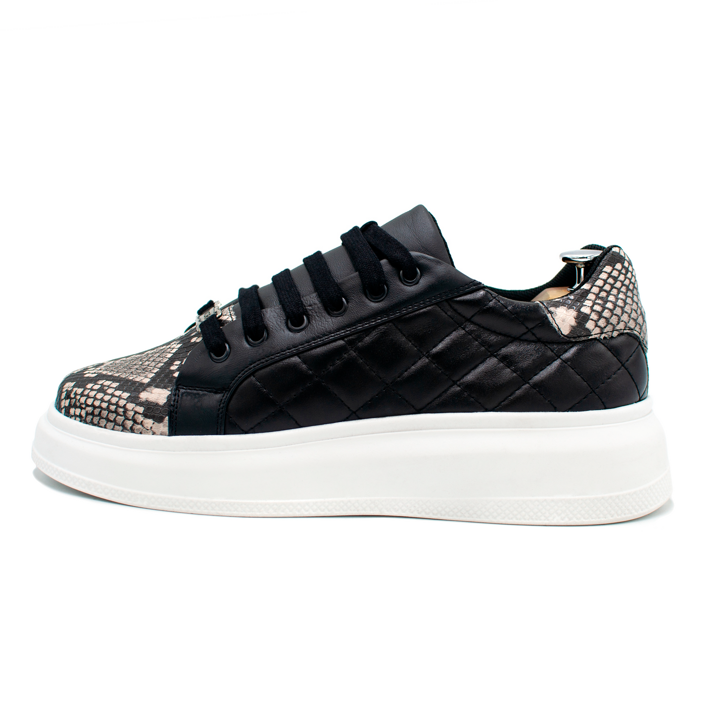 TENIS SNEAKERS EN PIEL GENUINA DE BECERRO CAPITONADO CON GRABADO DE PITÓN (BLANCO/NEGRO) - JOP203