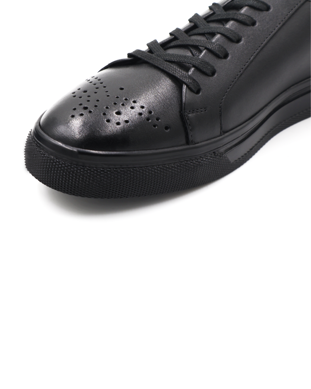SNEAKER CASUAL NEGRO EN PIEL DE BECERRO PARA HOMBRE