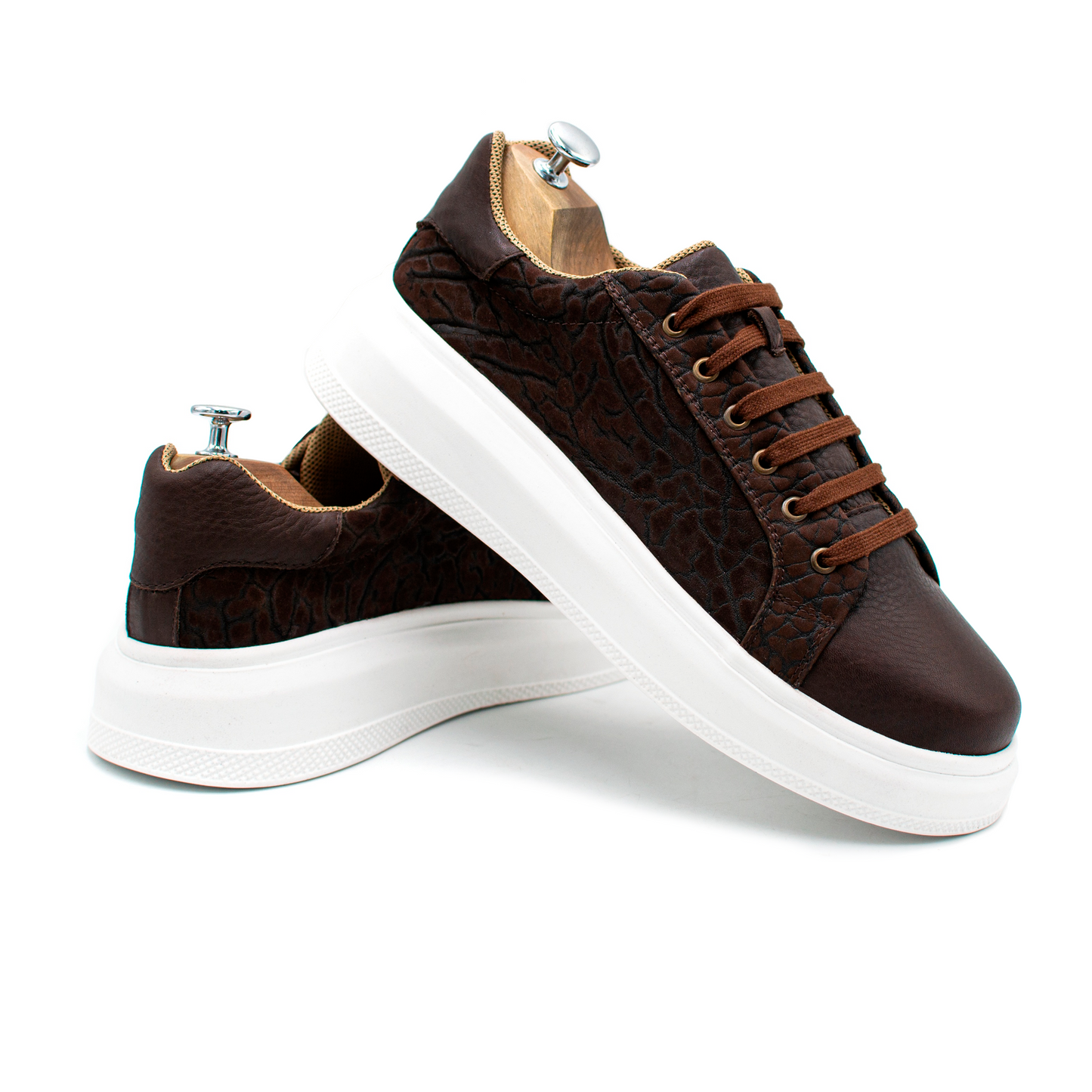 TENIS SNEAKER EN PIEL DE CUELLO DE TORO COLOR CAFE CON PIEL DE VENADO - WOQ091I