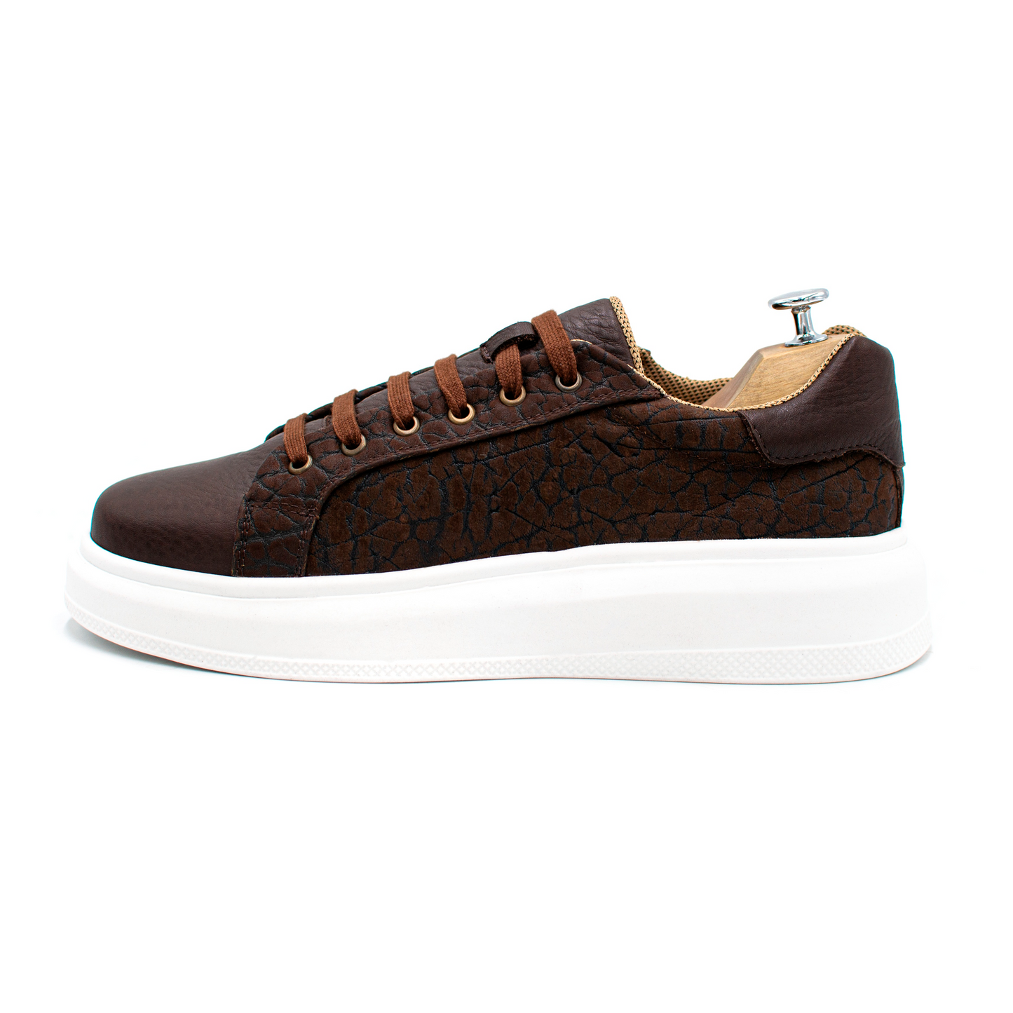 TENIS SNEAKER EN PIEL DE CUELLO DE TORO COLOR CAFE CON PIEL DE VENADO - WOQ091I