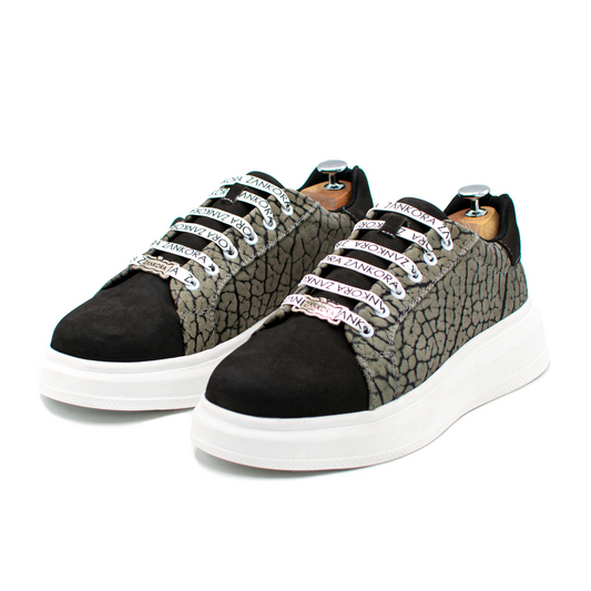 TENIS SNEAKER EN PIEL GENUINA EN CUELLO DE TORO CON NOBUCK NEGRO - JOE093J