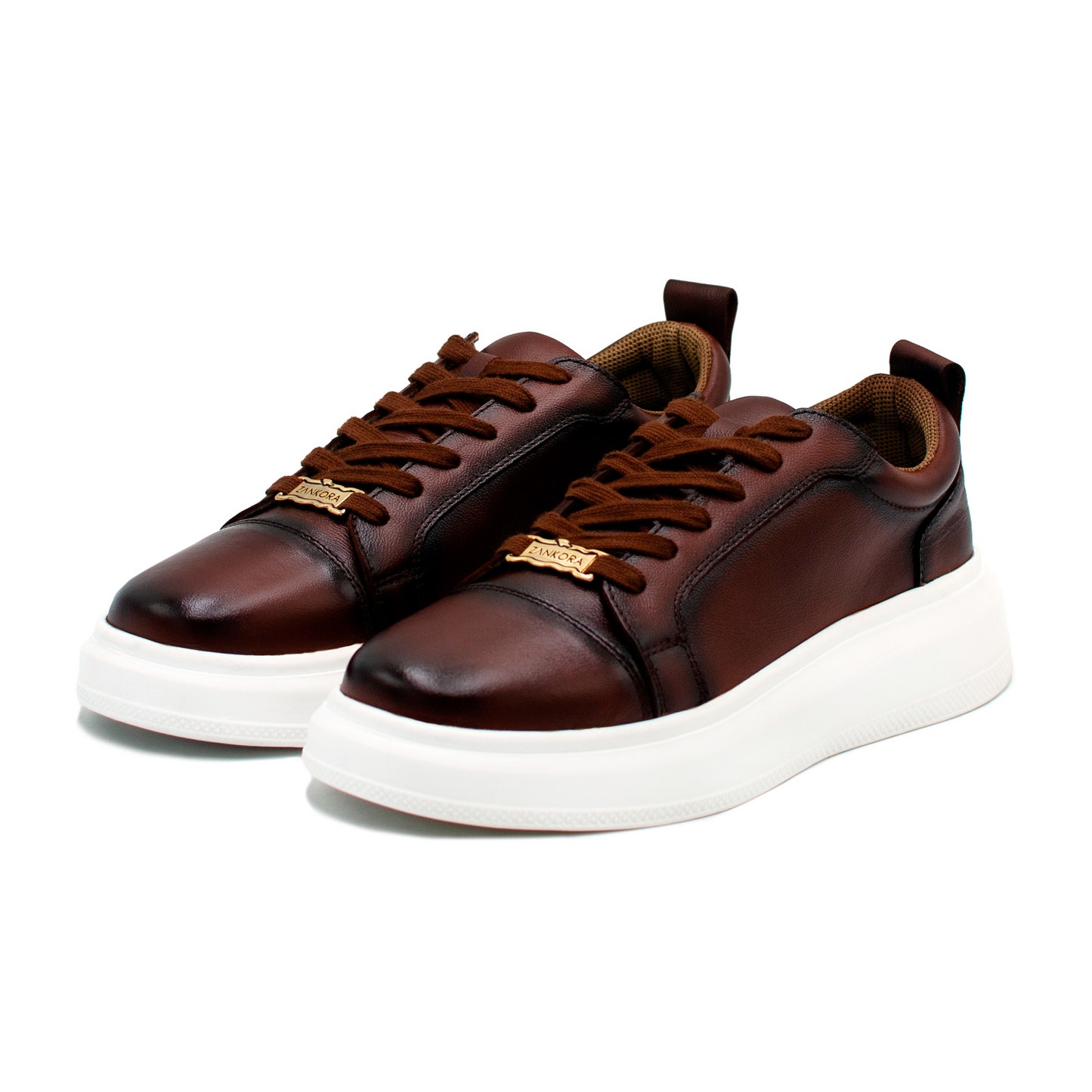 TENIS SNEAKERS DE EN PIEL GENUINA DE BECERRO ITALIANO CAFÉ SOMBREADO MODELO LUCKY - KOW039