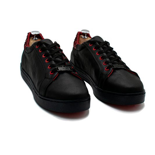 TENIS SNEAKERS EN PIEL DE BECERRO ITALIANO CON PITÓN ROJO - WOQ912K