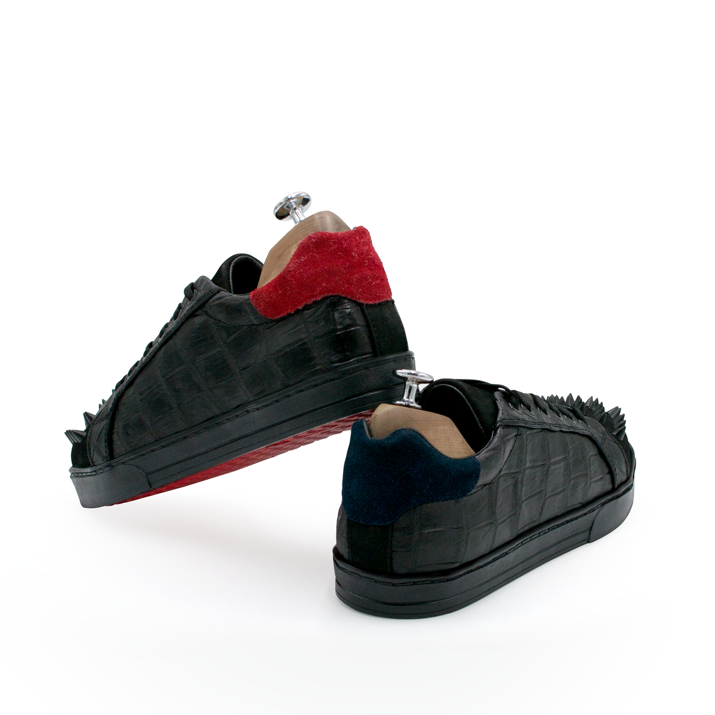 TENIS SNEAKERS EN PIEL DE COCODRILO CON RES NOBUCK, GAMUZA Y ESTOPEROLES - WOQ912I