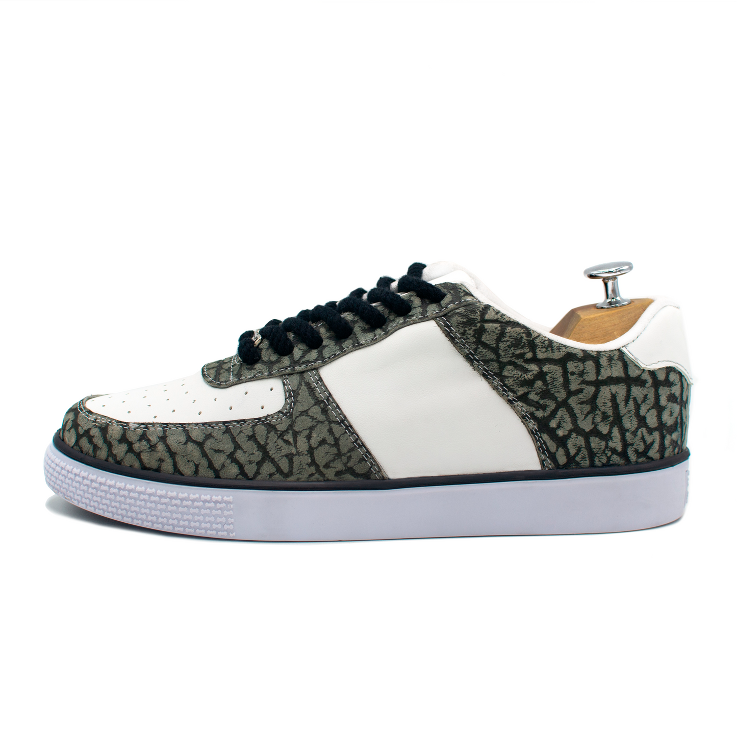 TENIS SNEAKERS EN PIEL GENUINA DE BECERRO ITALIANO CON CUELLO DE TORO - SCI239