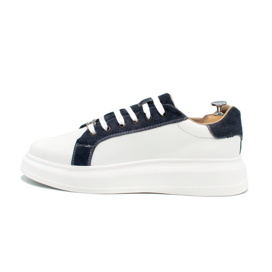 TENIS SNEAKERS EN PIEL GENUINA DE BECERRO ITALIANO CON APLICACIONES DE GAMUZA GRIS - SWO123J