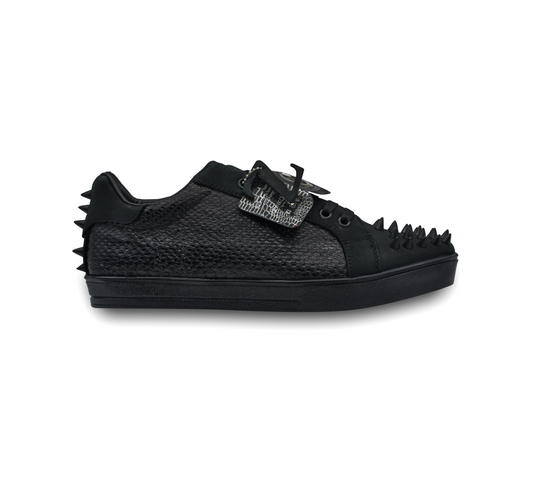 TENIS SNEAKERS NEGRO DE PIEL SERPIENTE DE PITÓN CON ESTOPEROLES - HAJ897H