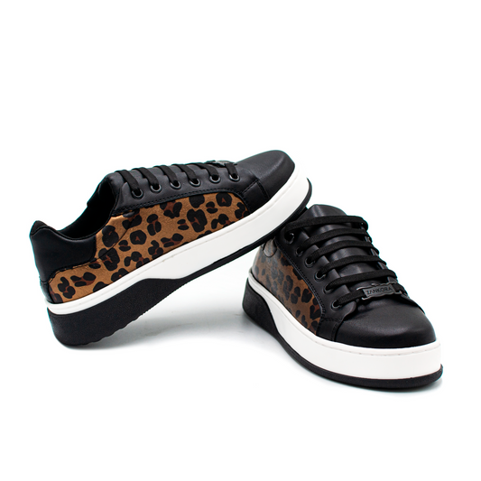 TENIS SNEAKERS TIPO JAGUAR CON PIEL DE BECERRO ITALIANO - KJI298U