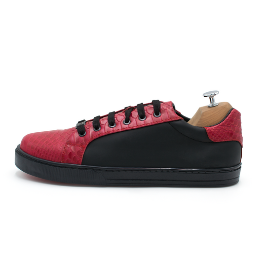 TENIS SNEAKERS EN PIEL GENUINA GRABADO DE PITÓN CON CABRA -  LKO920O